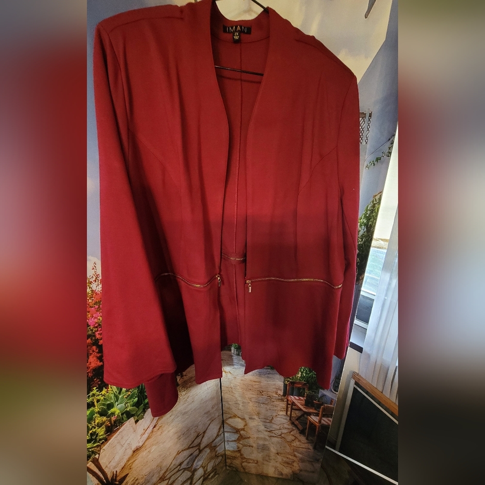 IMAN Women's Red Jacket Transition Full  Blazer to Crop Jacket Blazer